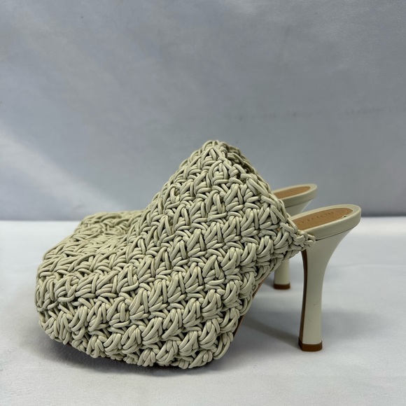 BOTTEGA VENETAWoven Leather Mules